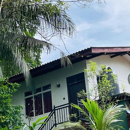 Chami'S Home Stay Mirissa Exterior photo